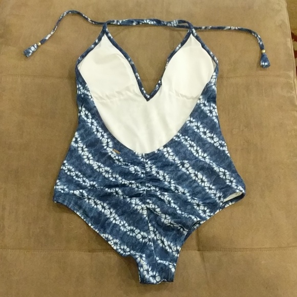 New Victoria's Secret blue/white low back one pc - Picture 5 of 6